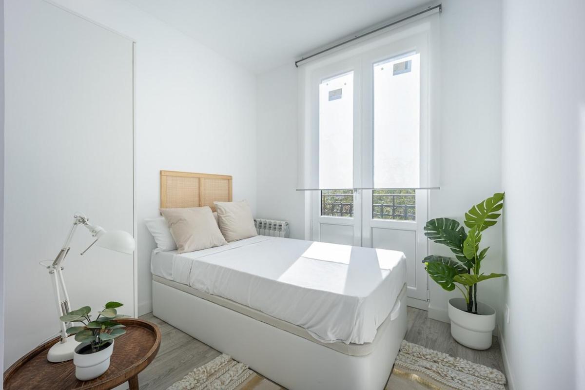 Espacioso Apartamento En El Centro De Madrid Apartment Bagian luar foto