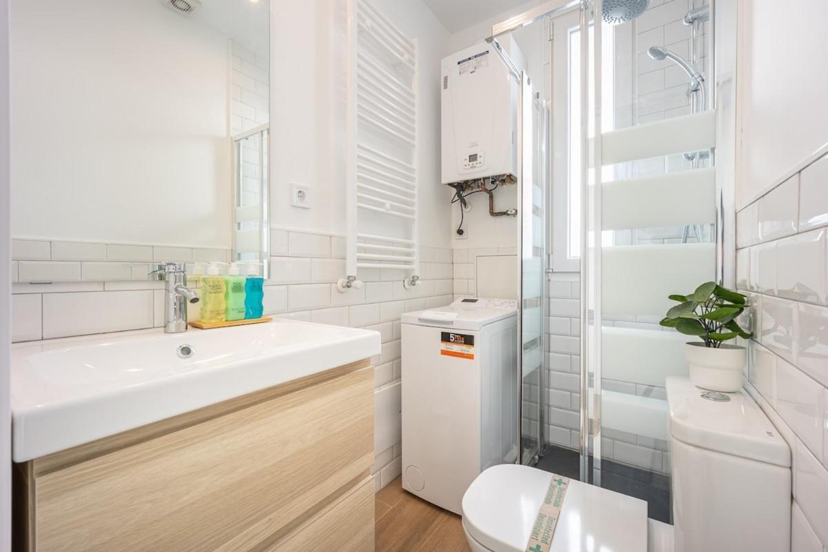 Espacioso Apartamento En El Centro De Madrid Apartment Bagian luar foto